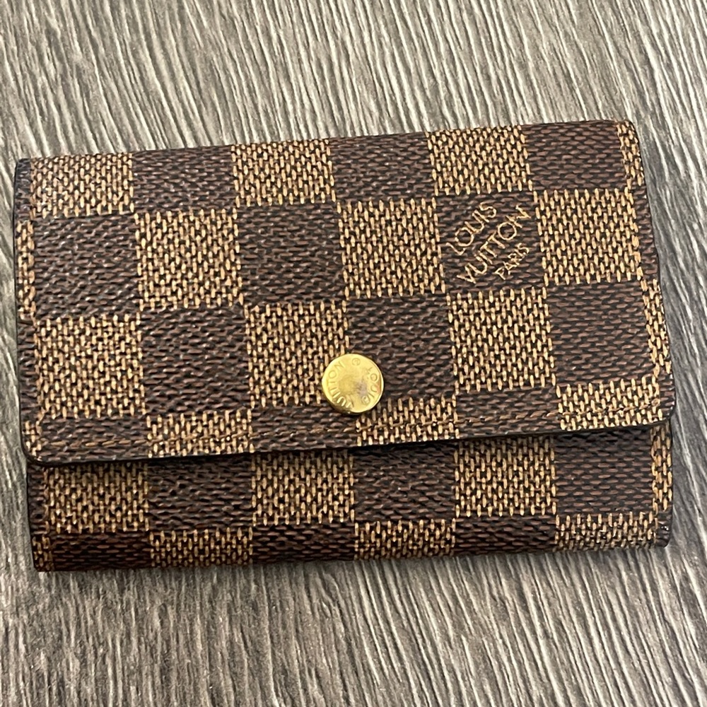 ‼️SOLD 100% Authentic!! Louis Vuitton Damier Ebene 6 Key Holder